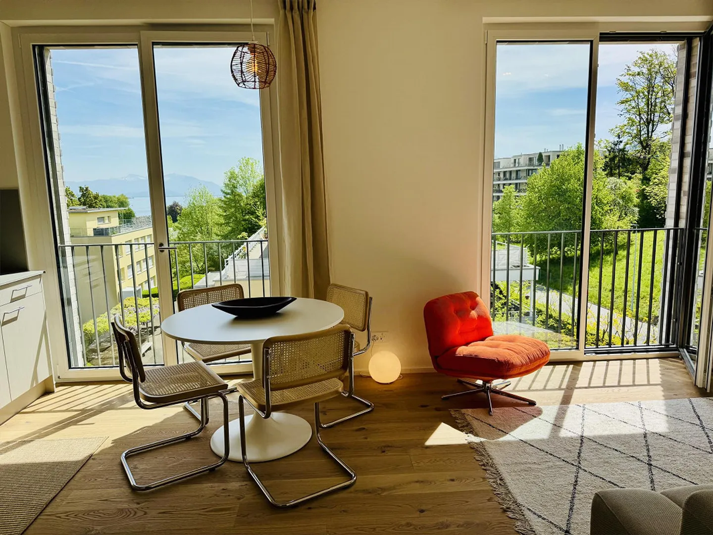 Modern Apartment with Lake Views - Photo 2 of 30