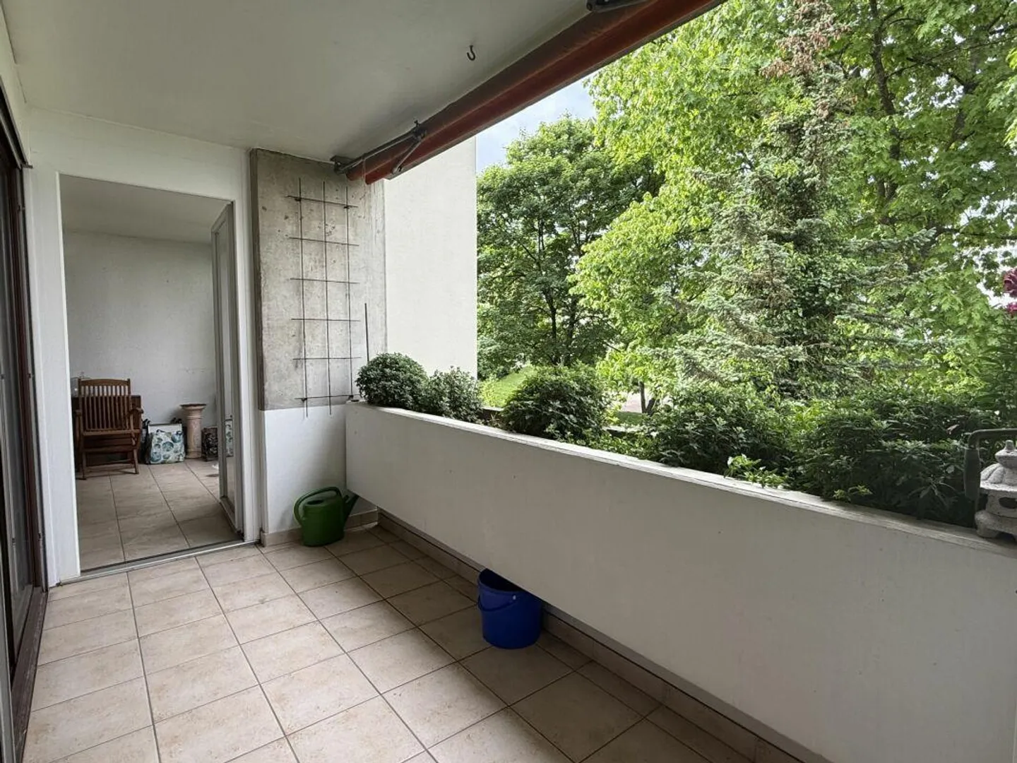 Appartamento luminoso di 4 stanze ad Aesch BL - Foto 2 di 12