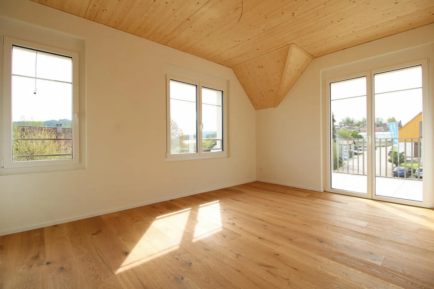 4.5 Room New Construction Penthouse - Photo 6 of 12