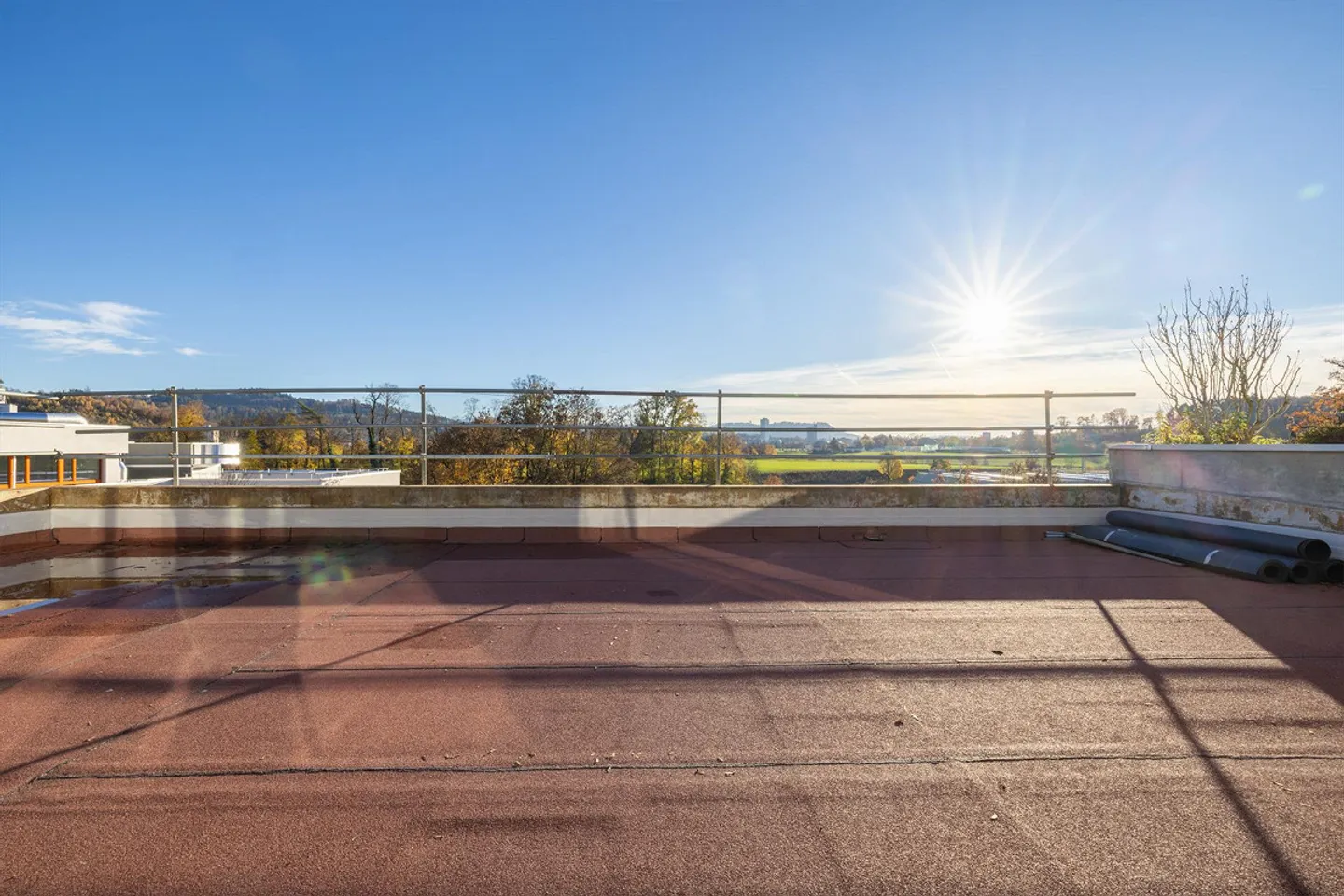 Appartamento con terrazza tranquilla e centrale con bella vista - Foto 14 di 16