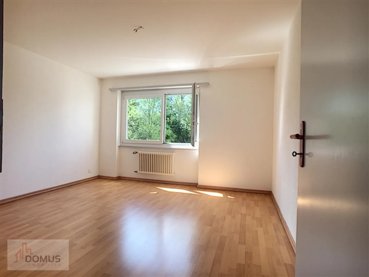 Beautiful 4.5-room apartment - quiet and bright - Photo 6 of 12