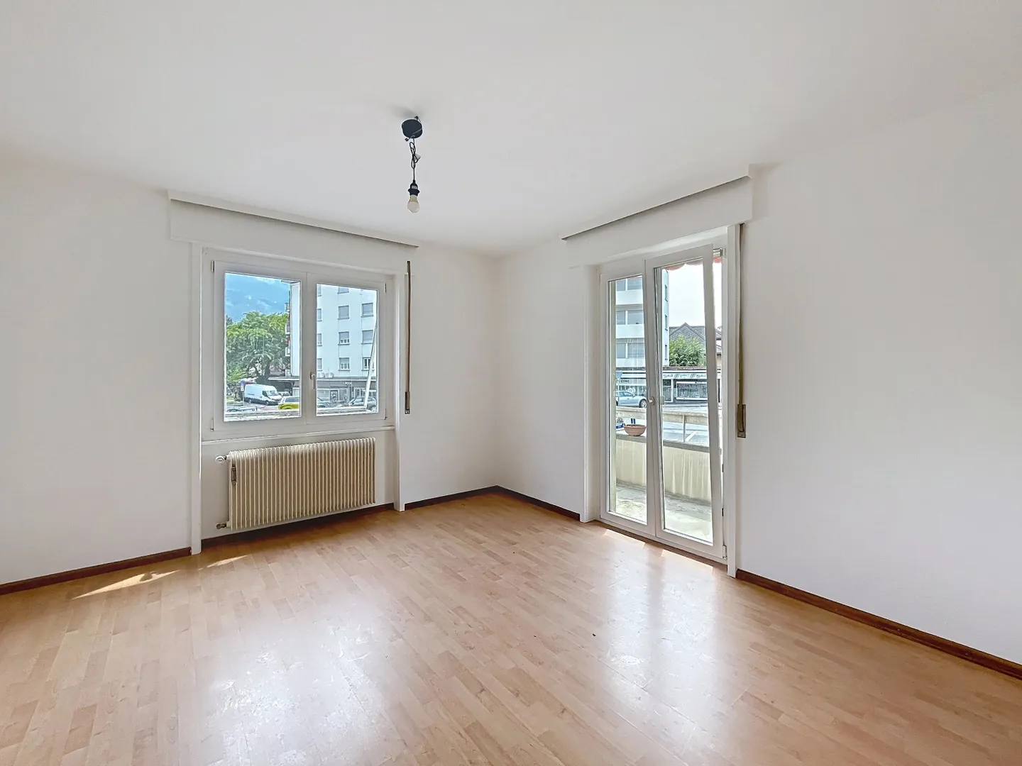 Charming 2-Room Apartment - Photo 9 of 13