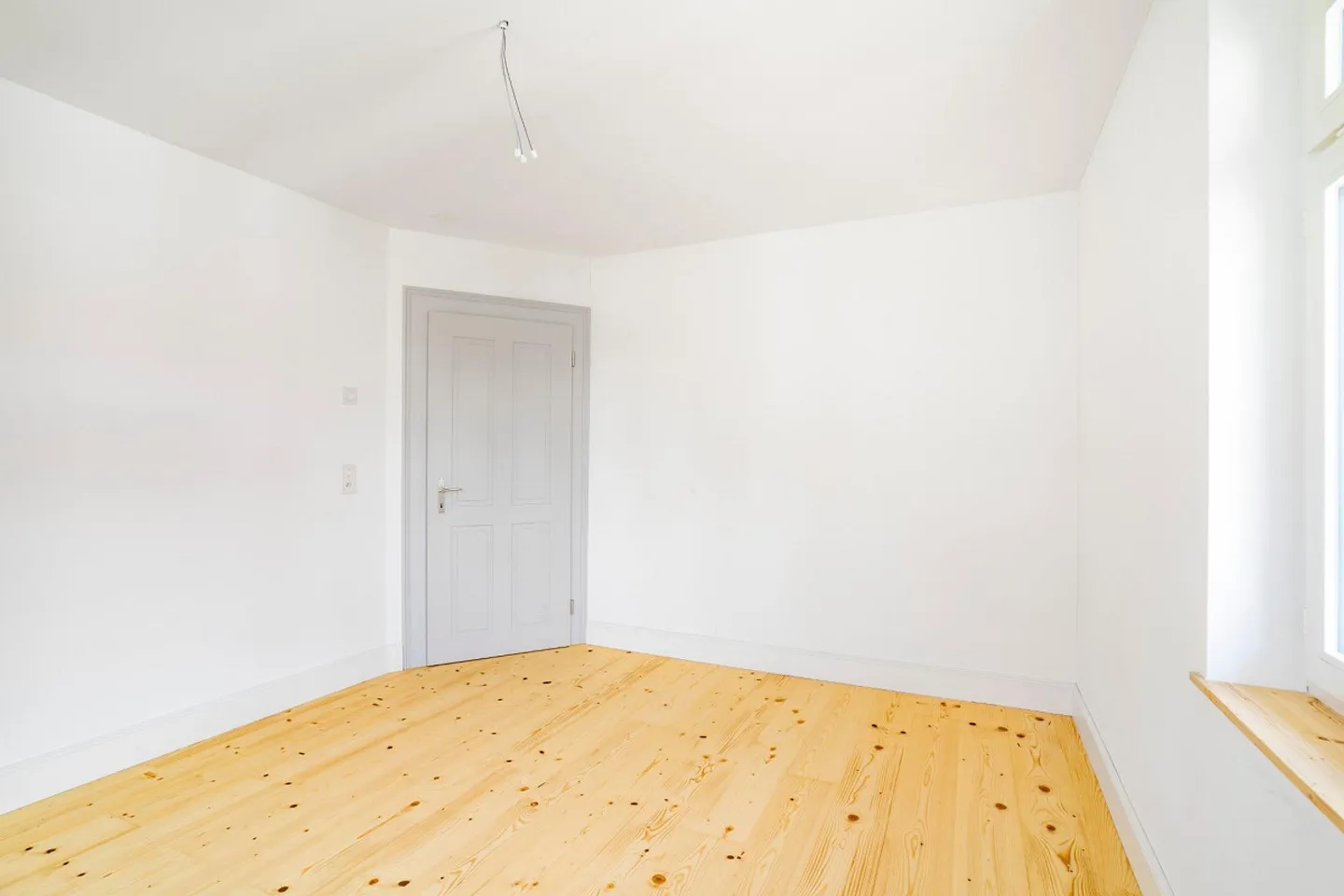 Appartamento 5 locali ristrutturato con stile a Rorschach - Foto 7 di 9