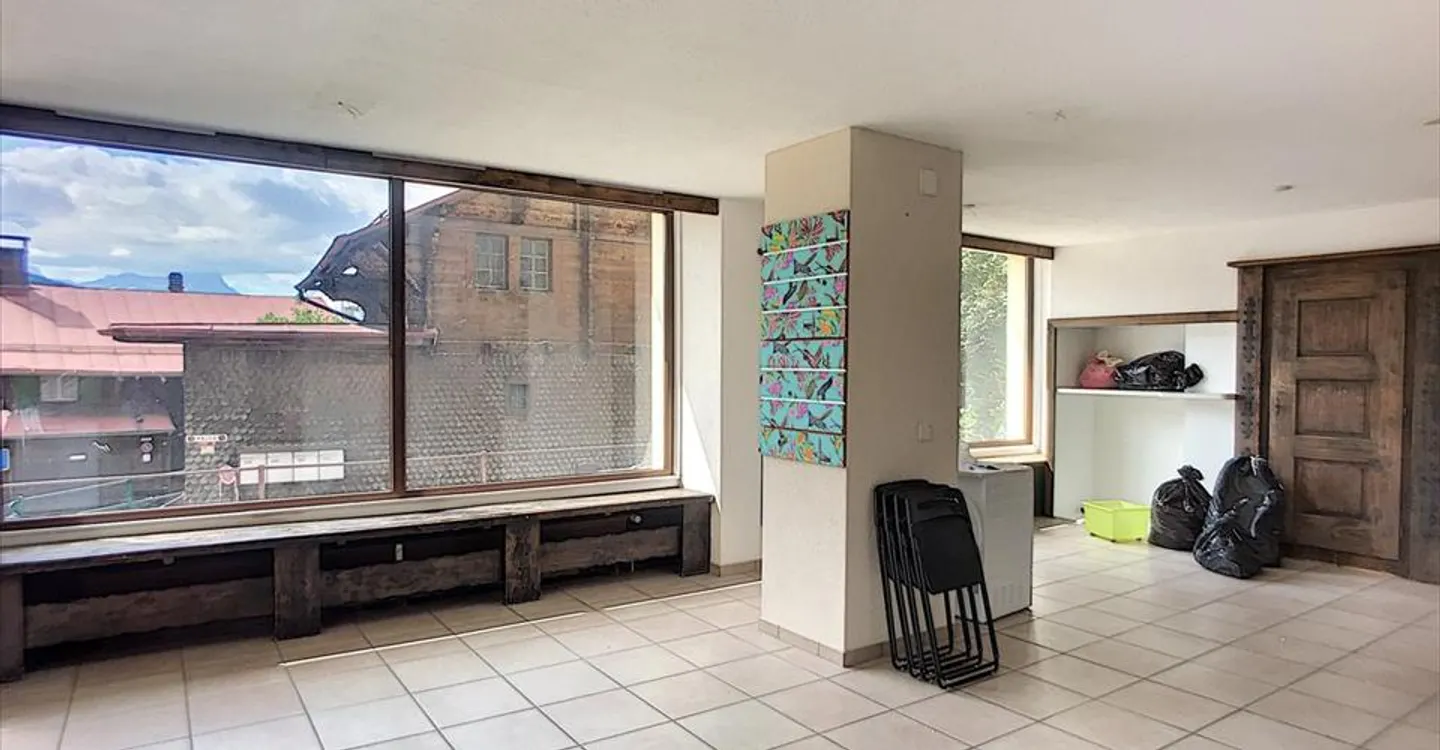Negozio 1 stanza - Foto 3 di 3