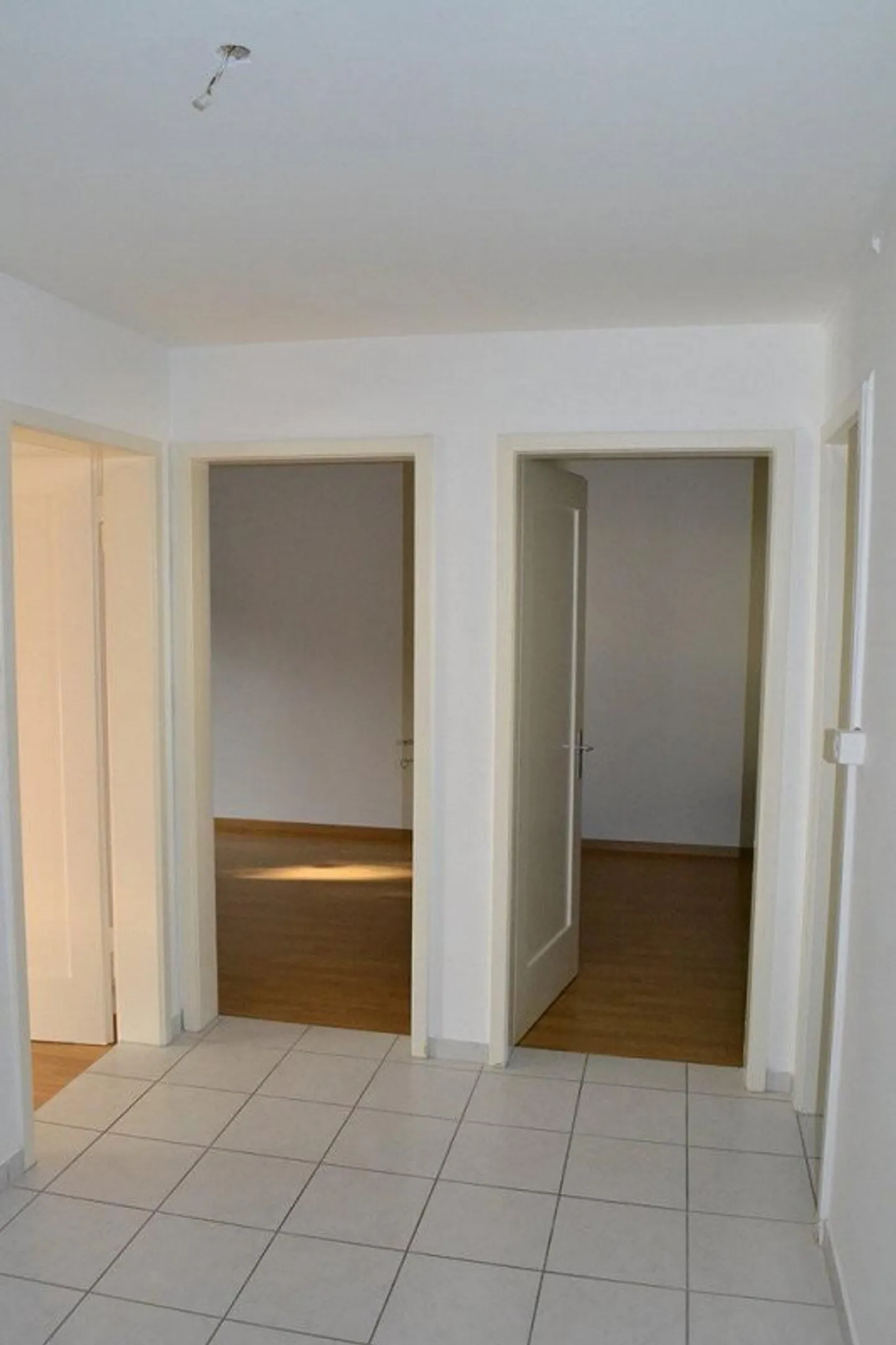 Helle 3-Zimmer Wohnung in Zürich - Foto 7 von 8