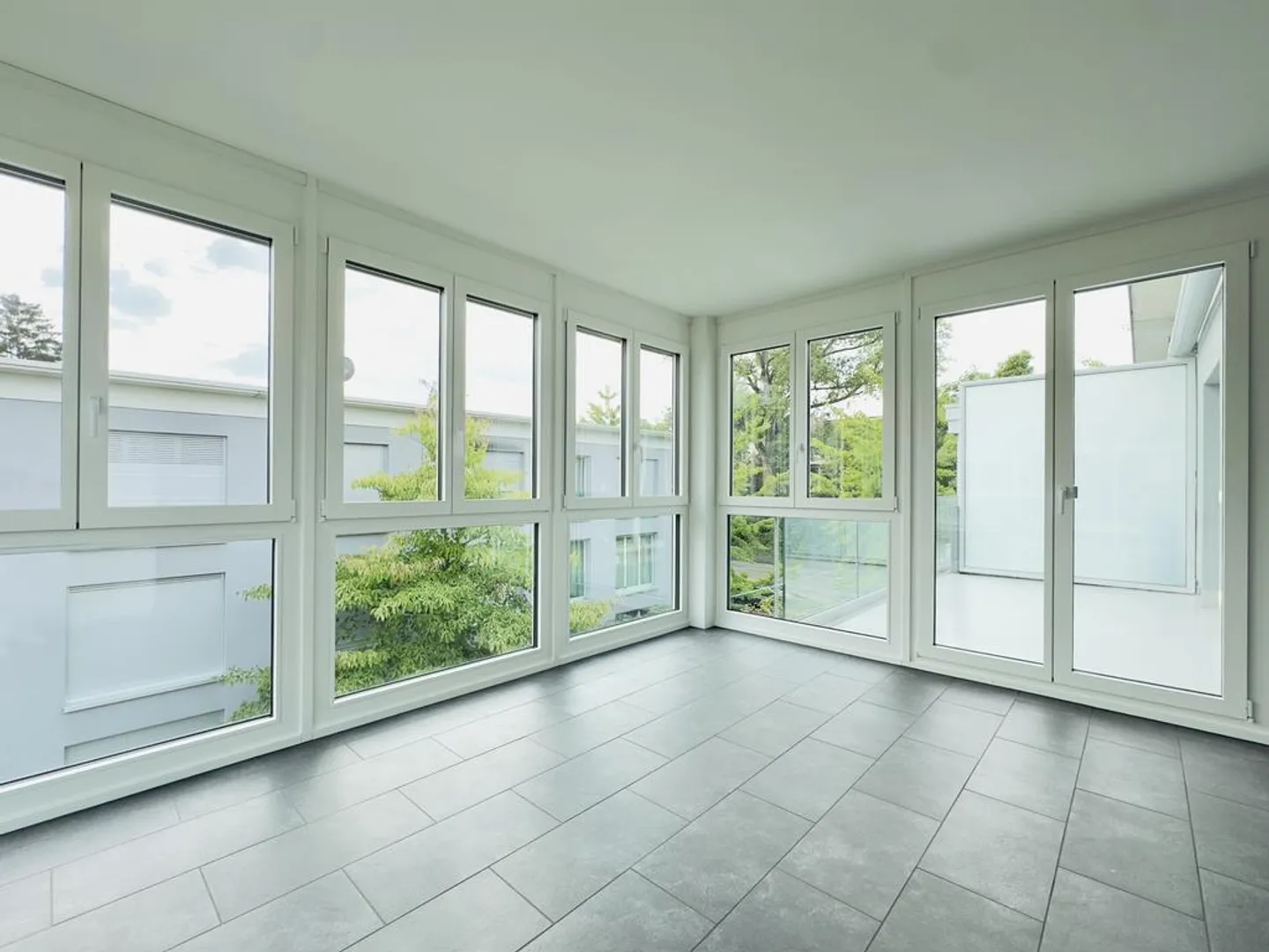 Moderne 3.5 Zimmer Wohnung in Binningen zu vermieten - Foto 7 von 12