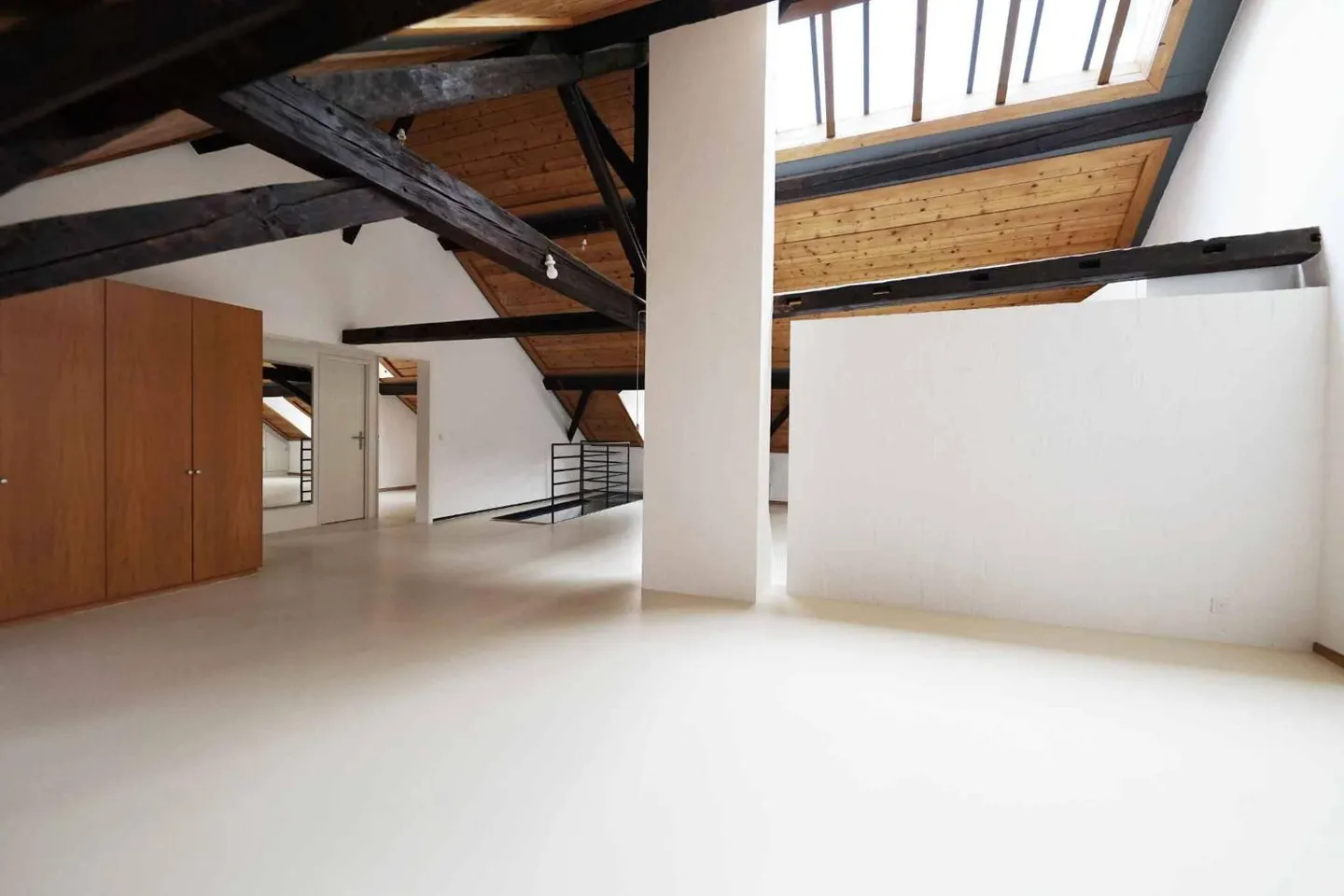 Letzte Etage 4 Zimmer - Foto 2 von 6