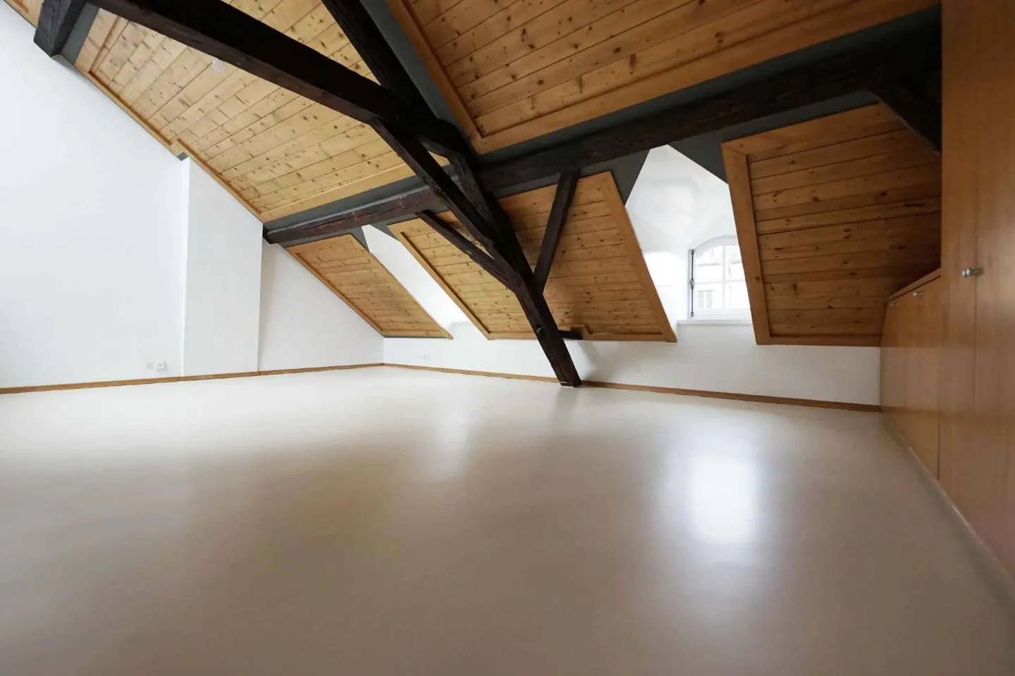 Letzte Etage 4 Zimmer - Foto 3 von 6