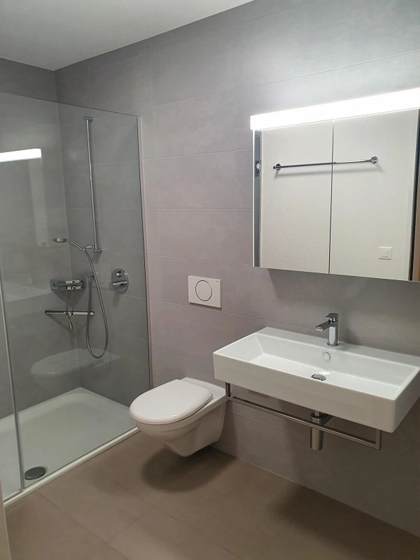 Modern 4.5 Room Apartment 3A-13 - Photo 4 of 7