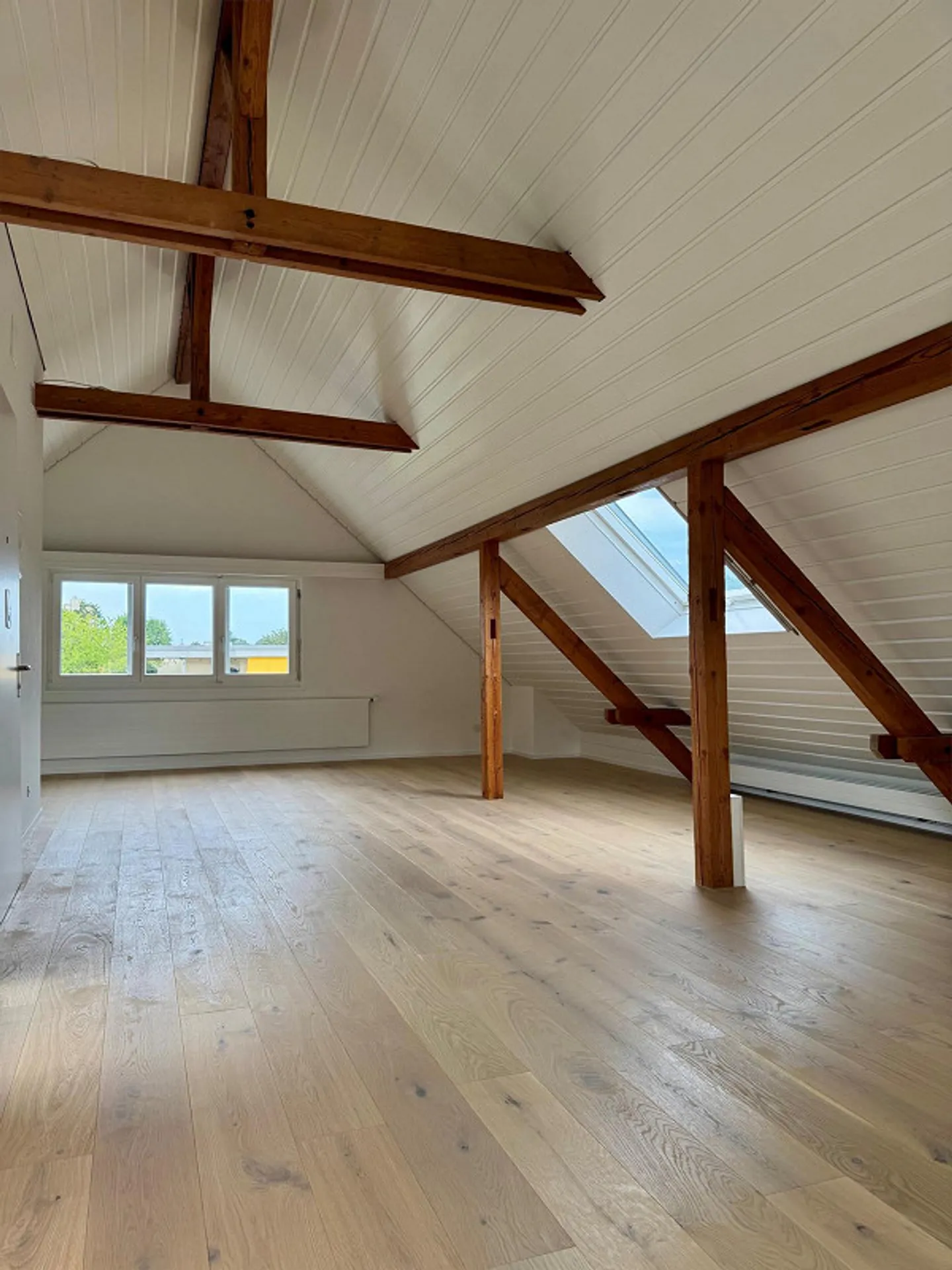 Your search ends here! Charming attic apartment - Photo 3 of 9