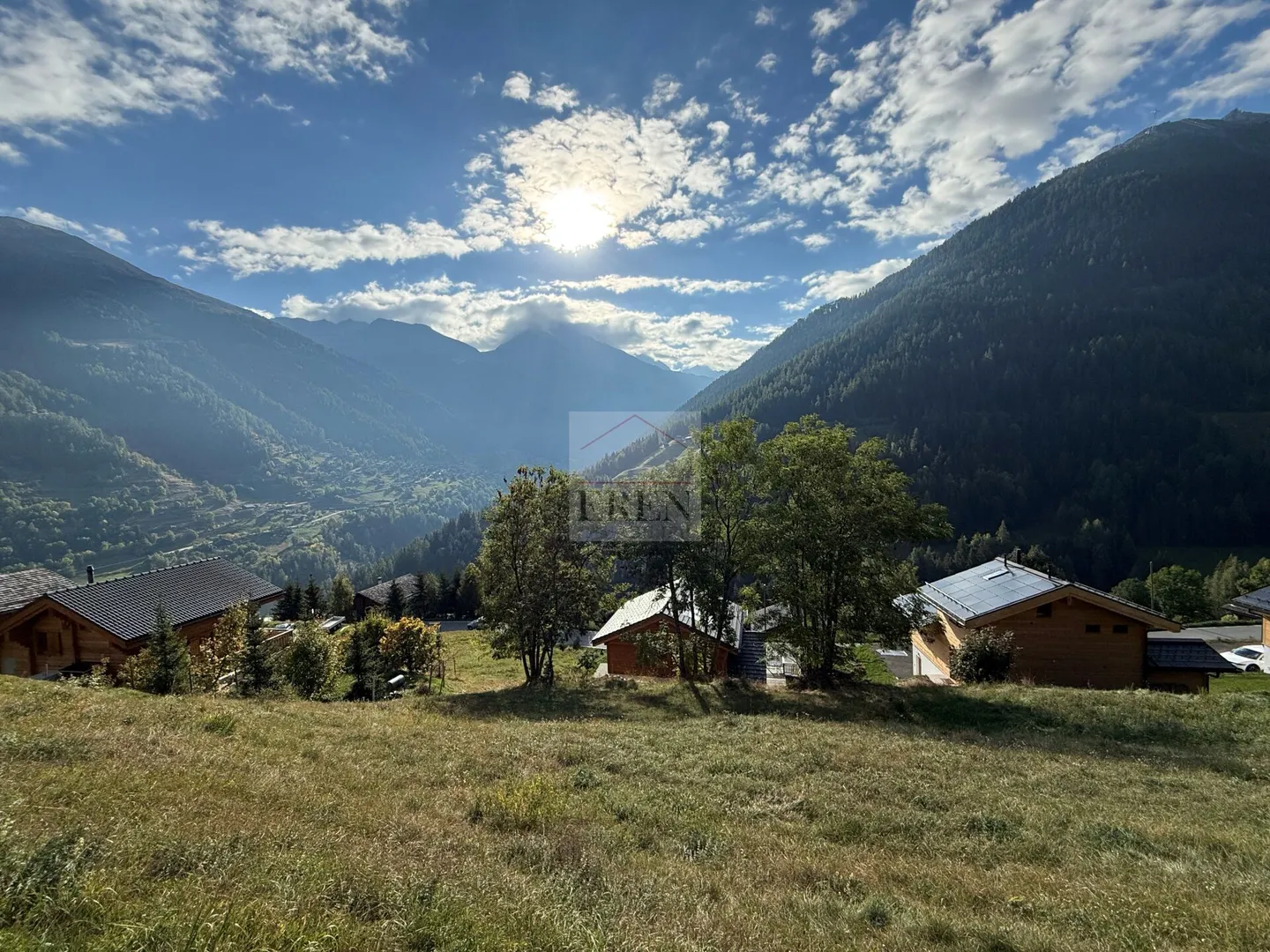 Wunderschönes Baugrundstück mit Blick auf die Berge und Sonne in Grimentz - Foto 3 von 7
