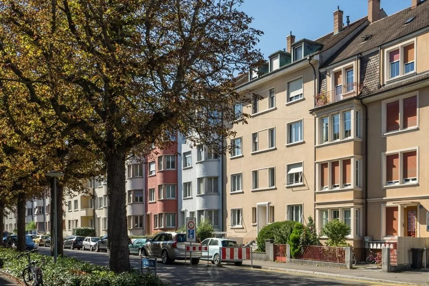 Appartement sous les combles confortable dans le quartier Gotthelf - Photo 1 sur 4