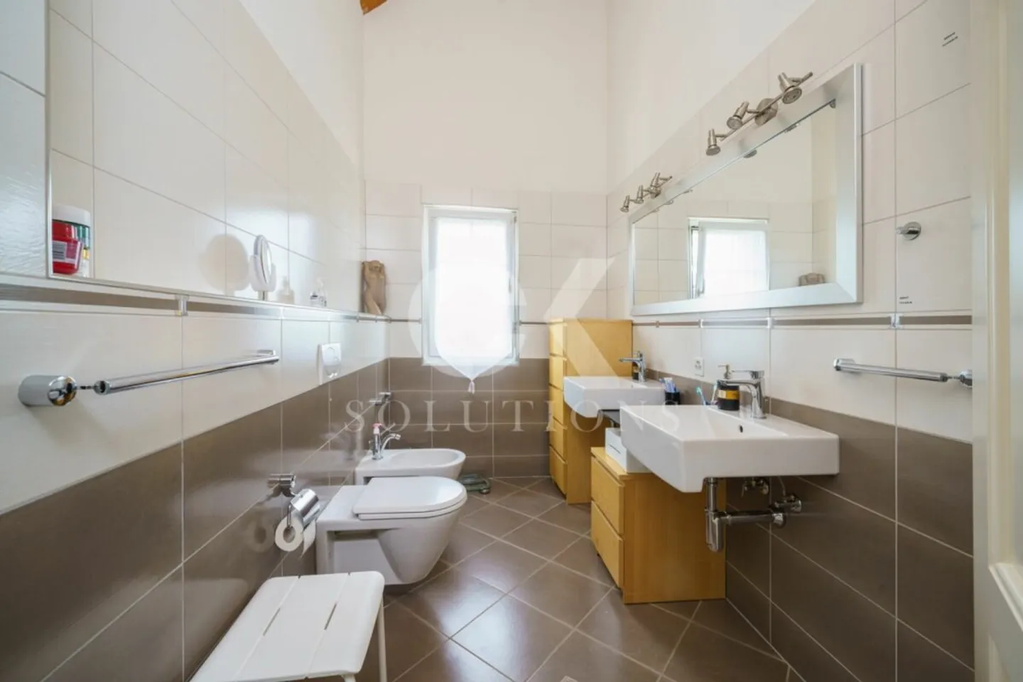 Exklusive Traumvilla mit Panoramablick - Luxuriöses Wohnen in bester Lage! - Foto 17 von 20