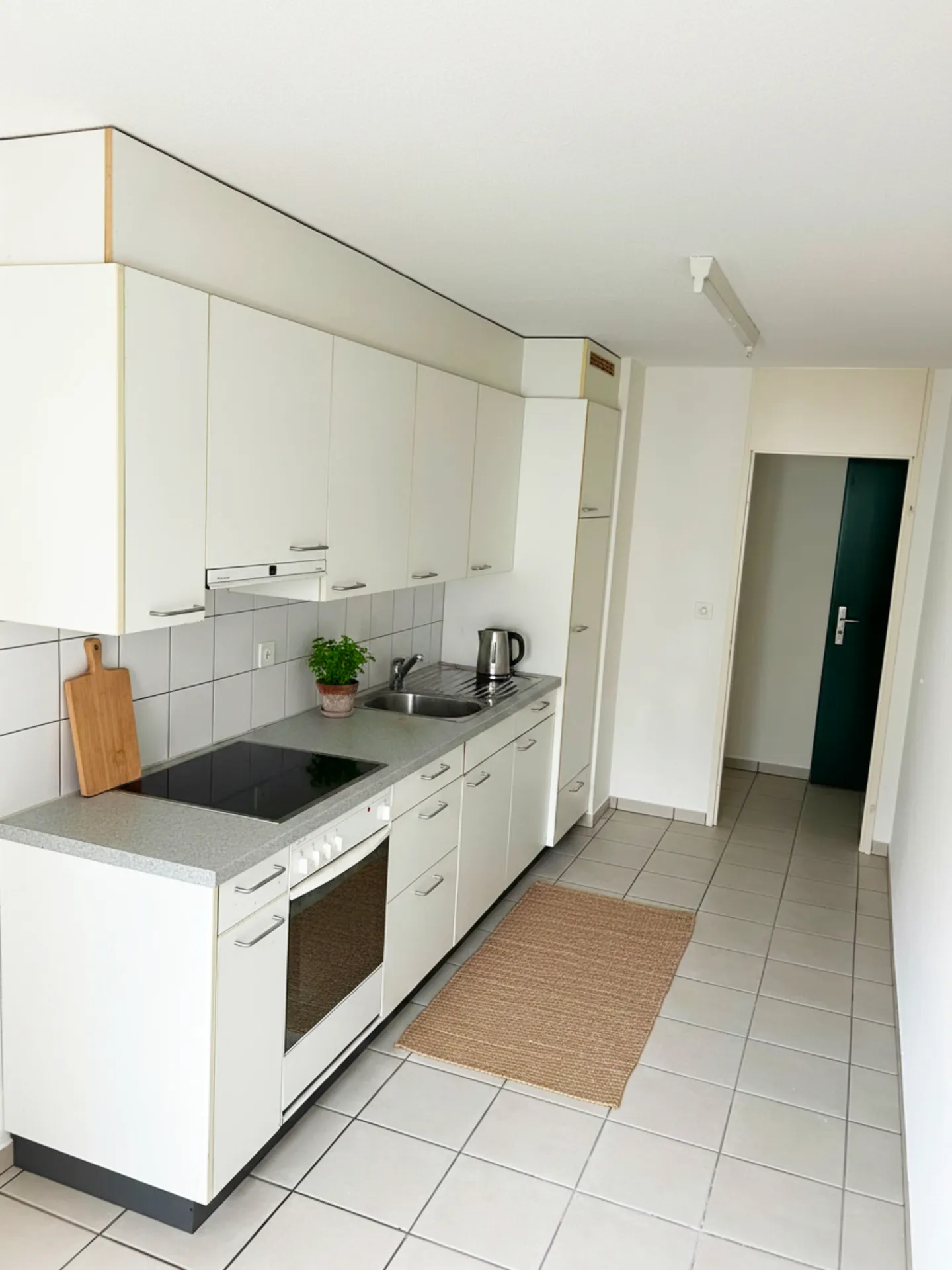 Charming Apartment with View - Photo 4 of 5