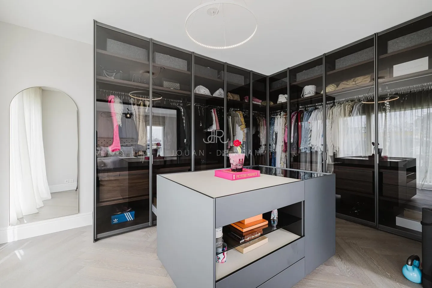 Prächtiges contemporary Haus - Photo 7 sur 9