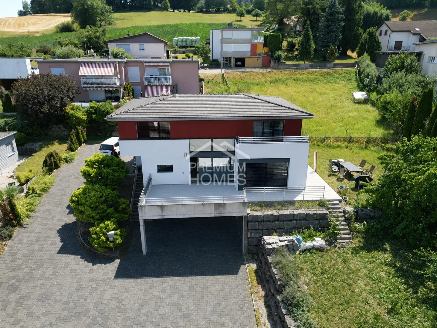 Architektenvilla mit Studio - Foto 1 von 9