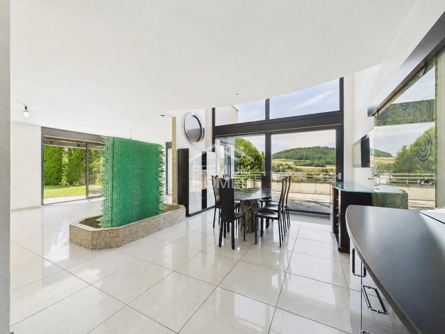 Architektenvilla mit Studio - Foto 3 von 9