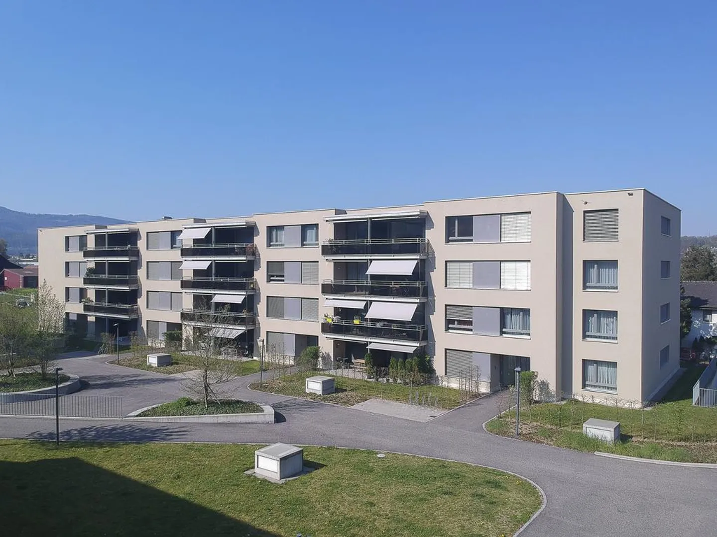 4.5 stanze - Appartamento attico con terrazza soleggiata - Foto 1 di 12