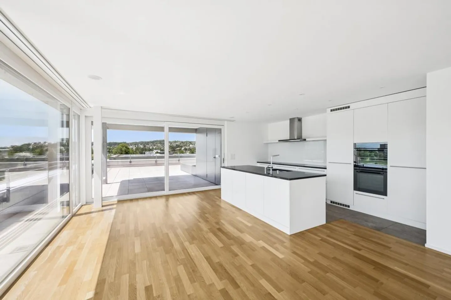 4.5 stanze - Appartamento attico con terrazza soleggiata - Foto 2 di 12