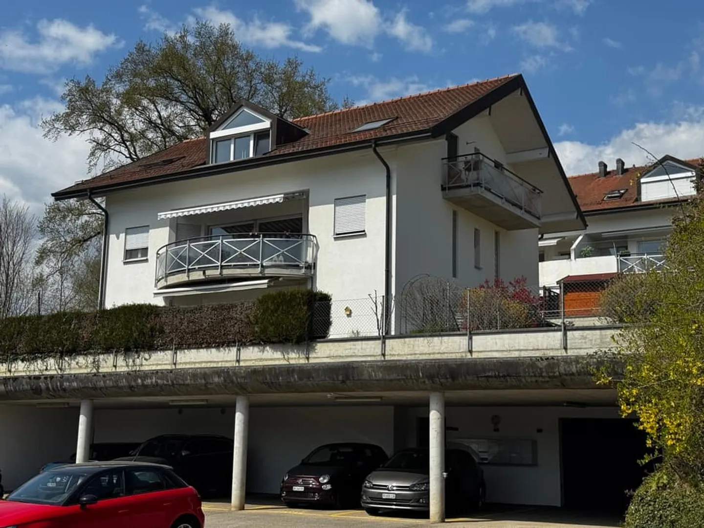 Investment Opportunity: 4.5 Rooms in a Quiet Location, 1st Floor - Photo 2 of 13