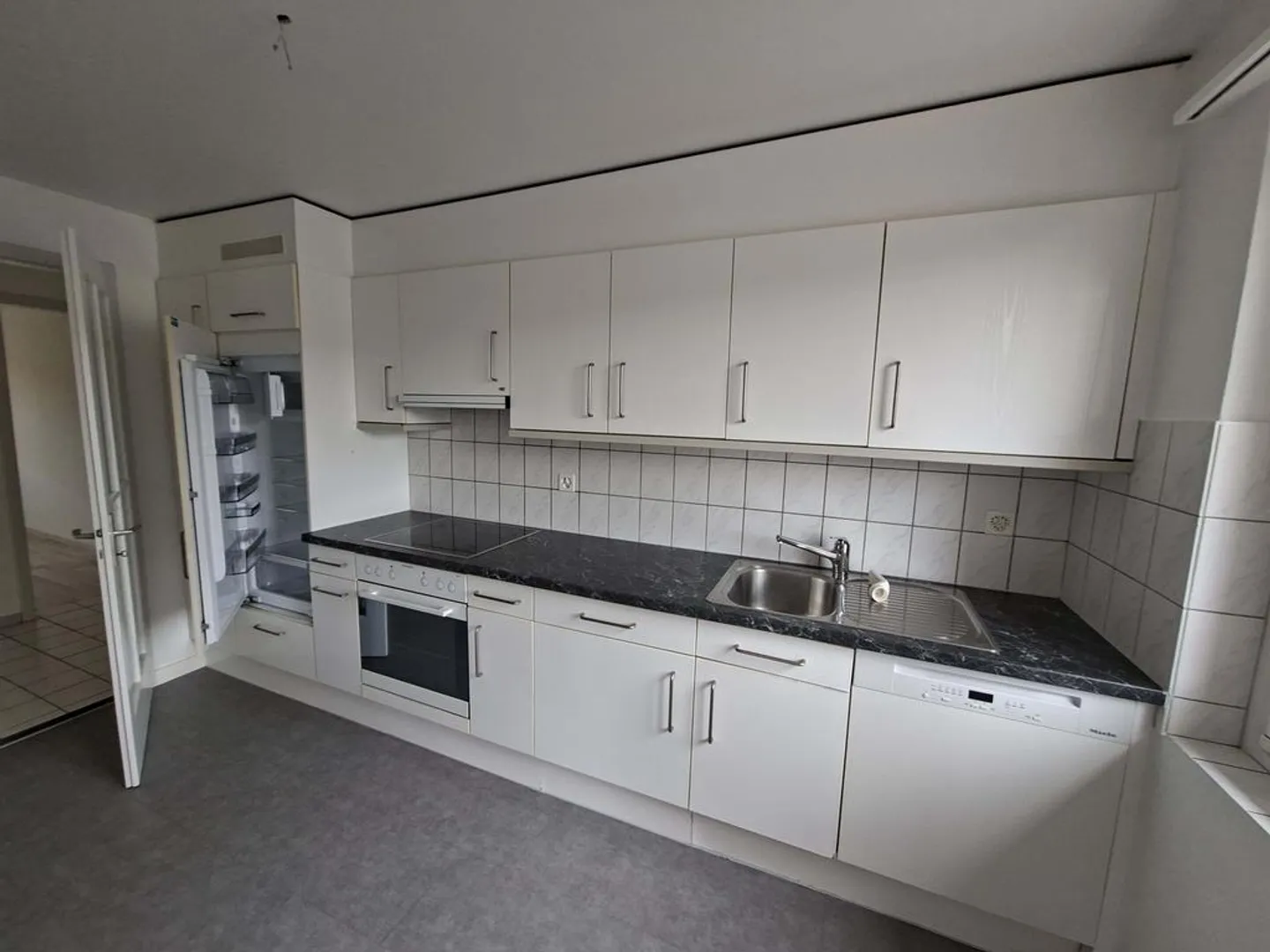 4-room apartment in the heart of Birsfelden - Photo 1 of 12