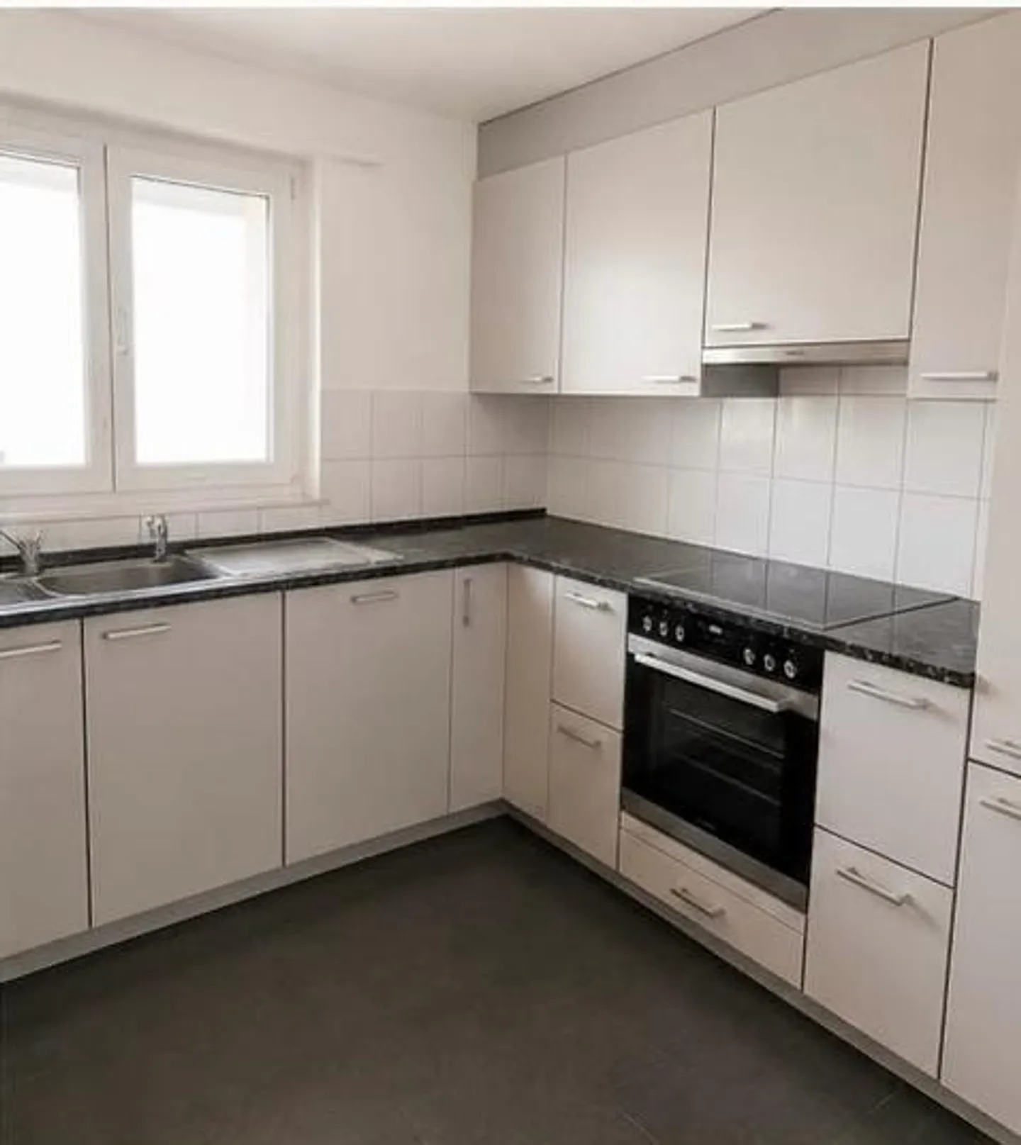 Renoviertes Apartment mit Aussicht - Foto 2 von 8