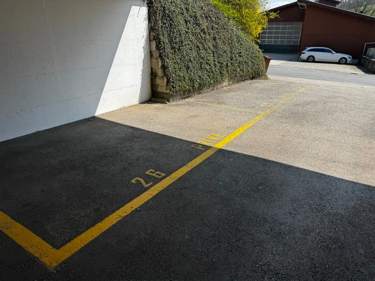 Investment Opportunity: 4.5 Rooms in a Quiet Location, 1st Floor - Photo 13 of 13