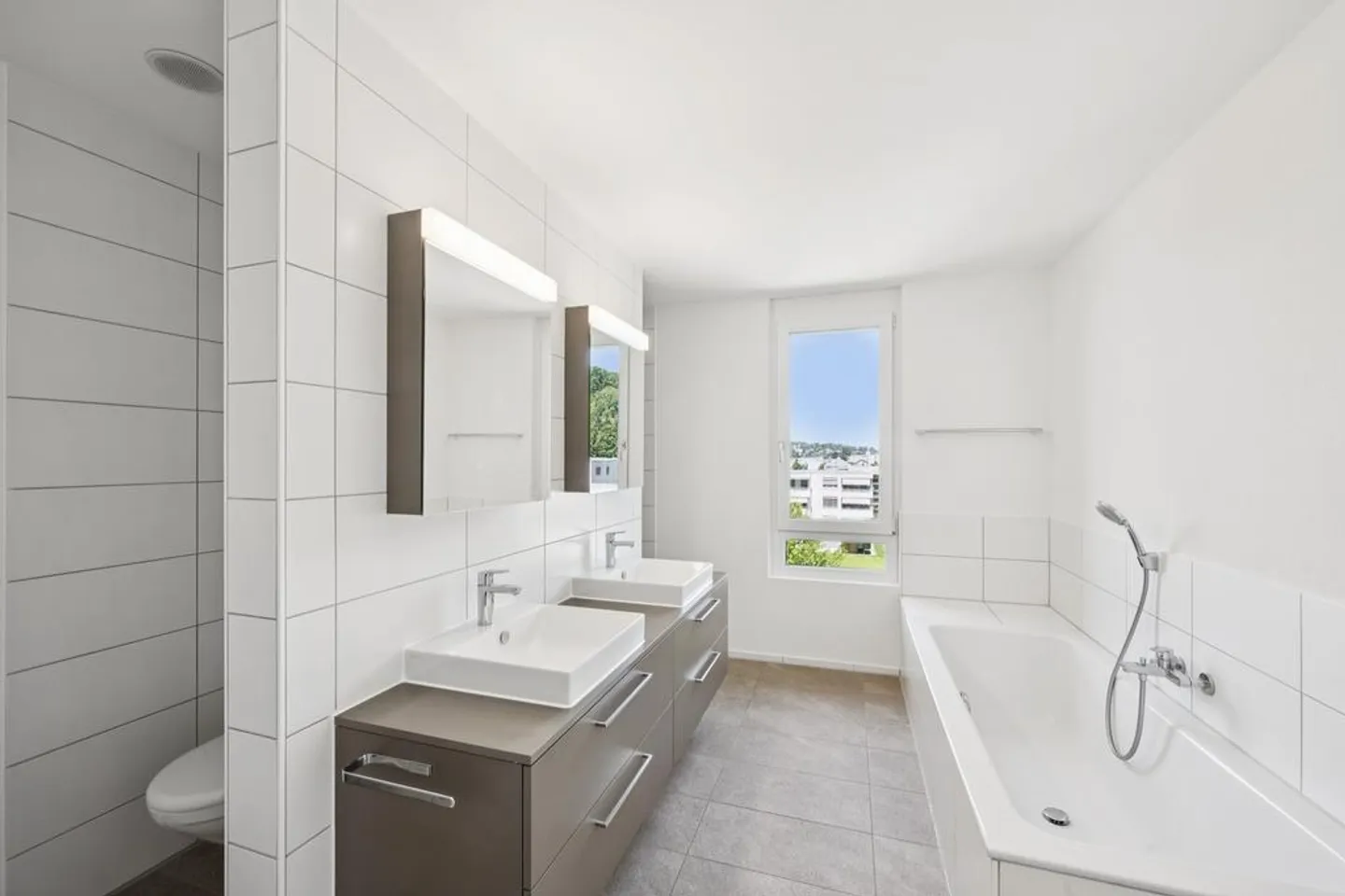 4.5 stanze - Appartamento attico con terrazza soleggiata - Foto 8 di 12