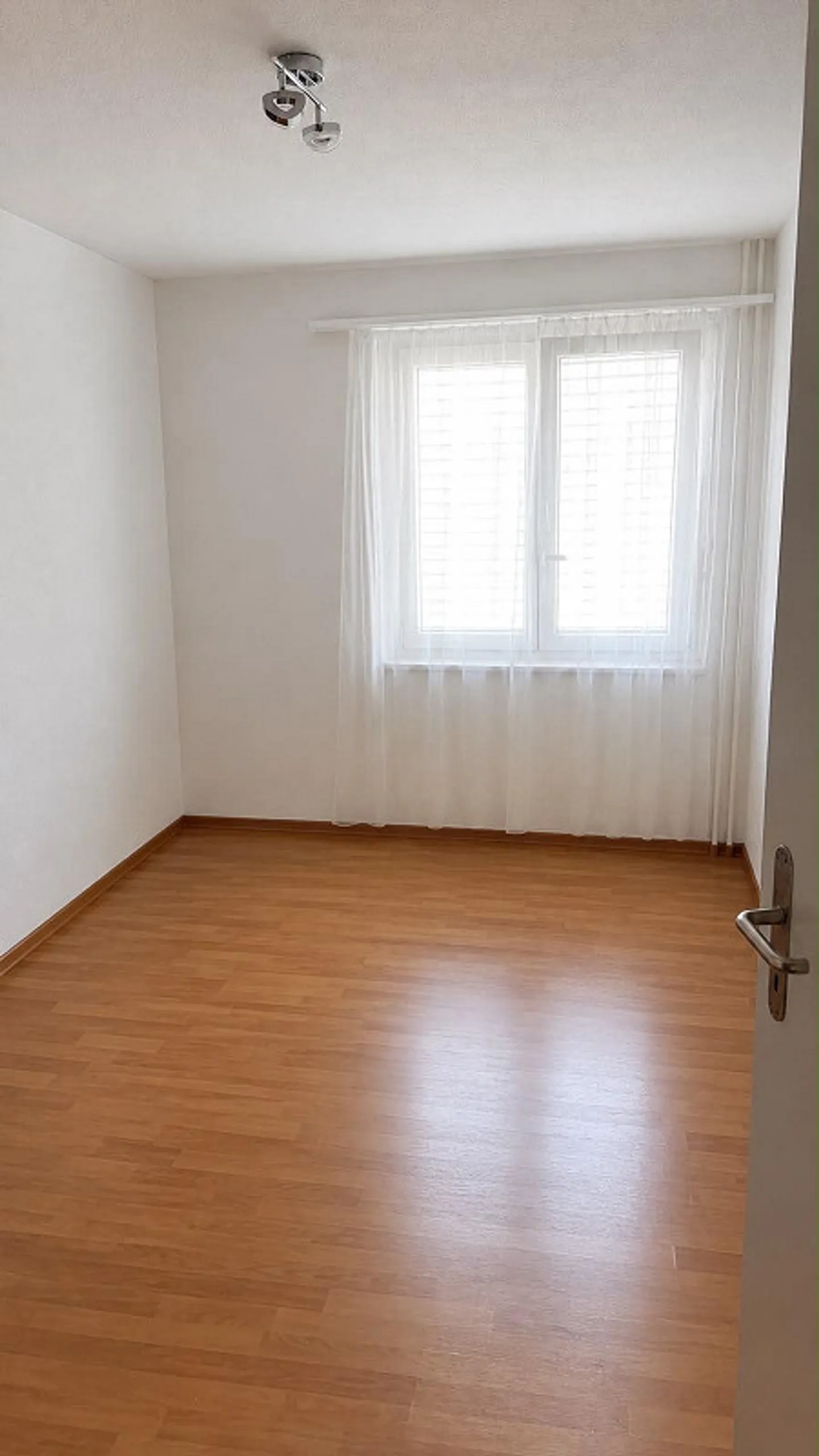 Renoviertes Apartment mit Aussicht - Foto 6 von 8