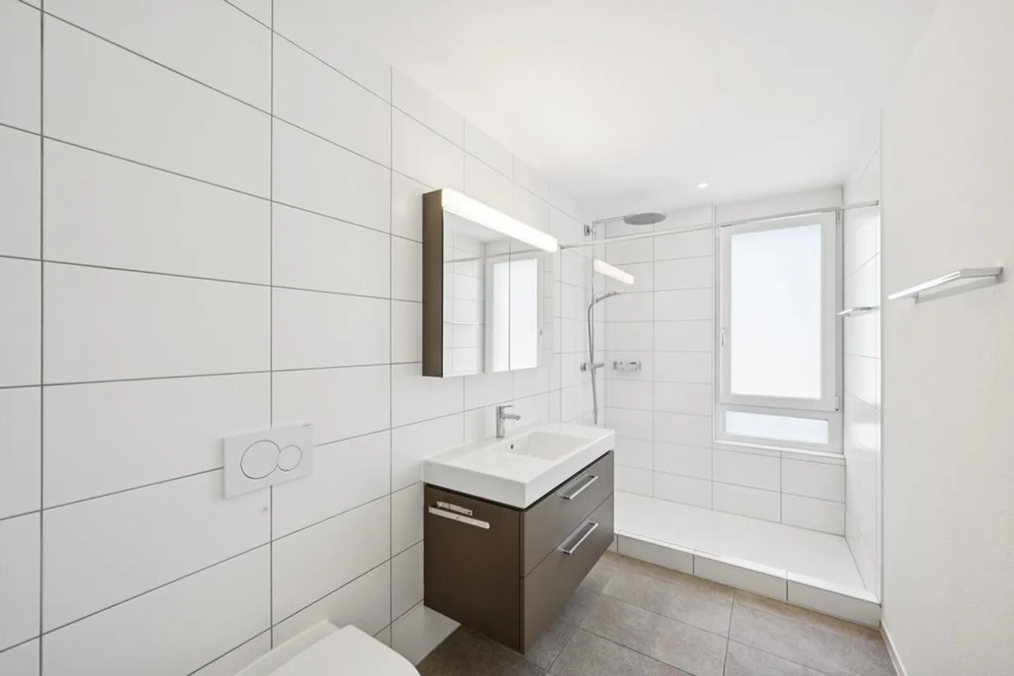 4.5 stanze - Appartamento attico con terrazza soleggiata - Foto 9 di 12