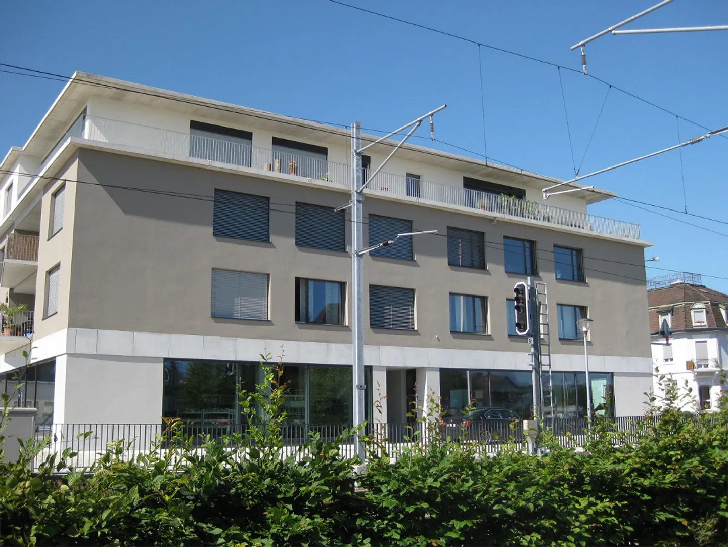 6.5 Room Apartment / 191 m2 / spacious, bright, with lake view - Photo 1 of 13