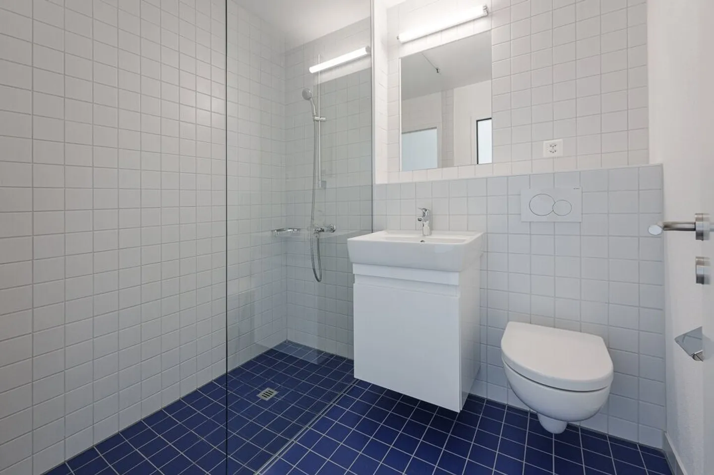 Möbliertes Zimmer in Kriens - Foto 6 von 8