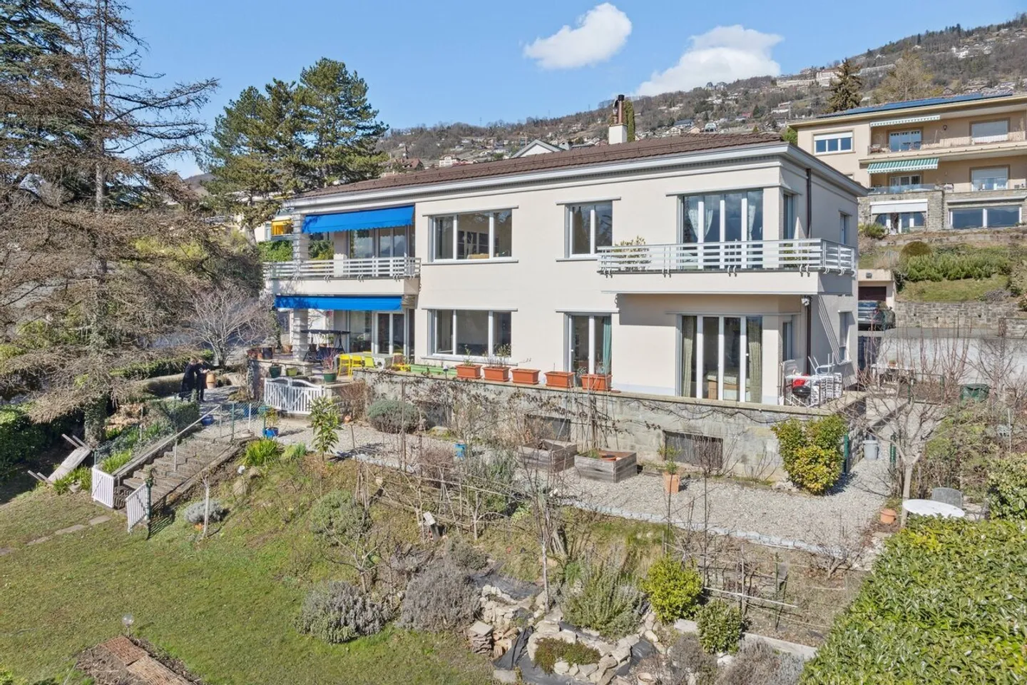 Magnifique appartement de 4 1/2 pces avec terrasse et jardin privatif - Photo 12 sur 13