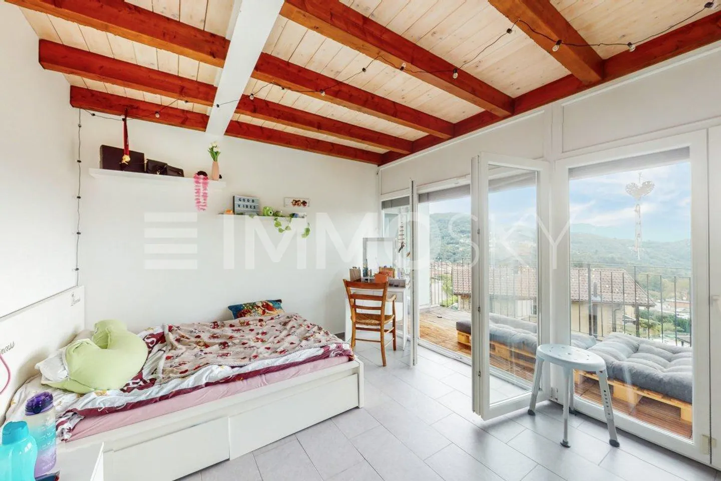 Wunderschönes Haus mit Panoramaterrasse, Terrassen und privatem Garten - Foto 4 von 5