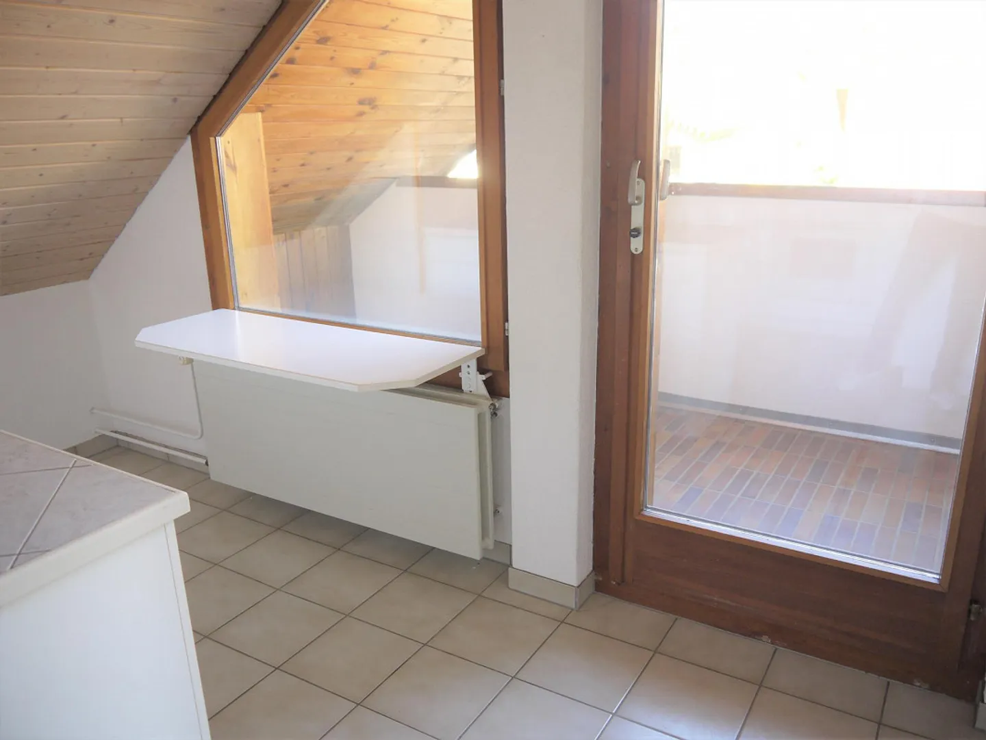 Appartement spacieux et lumineux de 3,5 pièces à Merishausen - Photo 10 sur 11