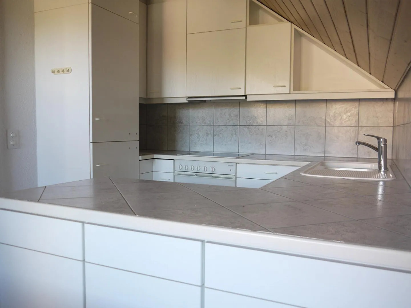 Appartement spacieux et lumineux de 3,5 pièces à Merishausen - Photo 9 sur 11