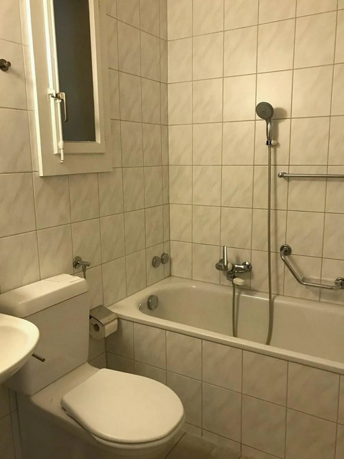 Die soziale Alterswohnung im Breitsch - Foto 3 von 4