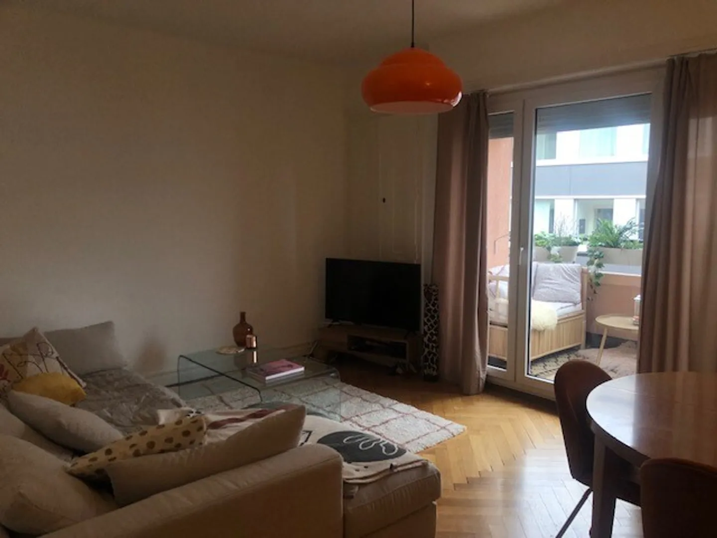 Appartamento 2.5 stanze - Foto 3 di 7