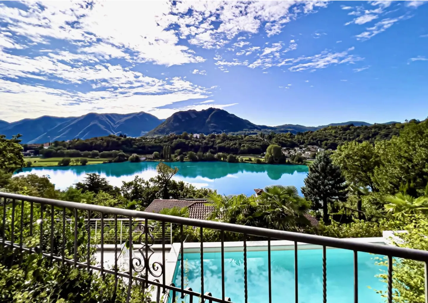 Lugano-Muzzano: in vendita elegante villa con piscina - Foto 3 di 13