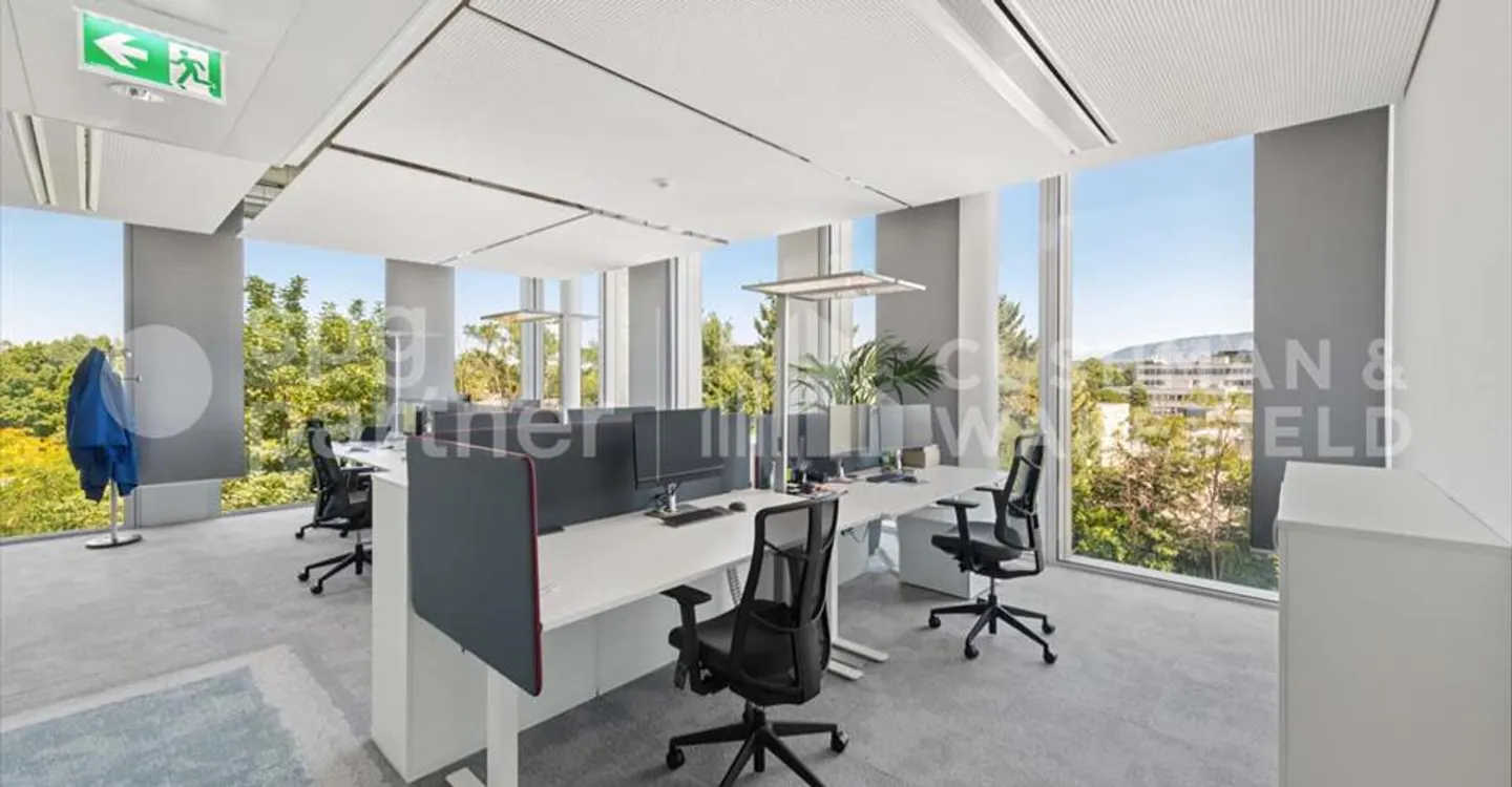 Ateliers High-Tech & Bureaux - Photo 8 sur 13