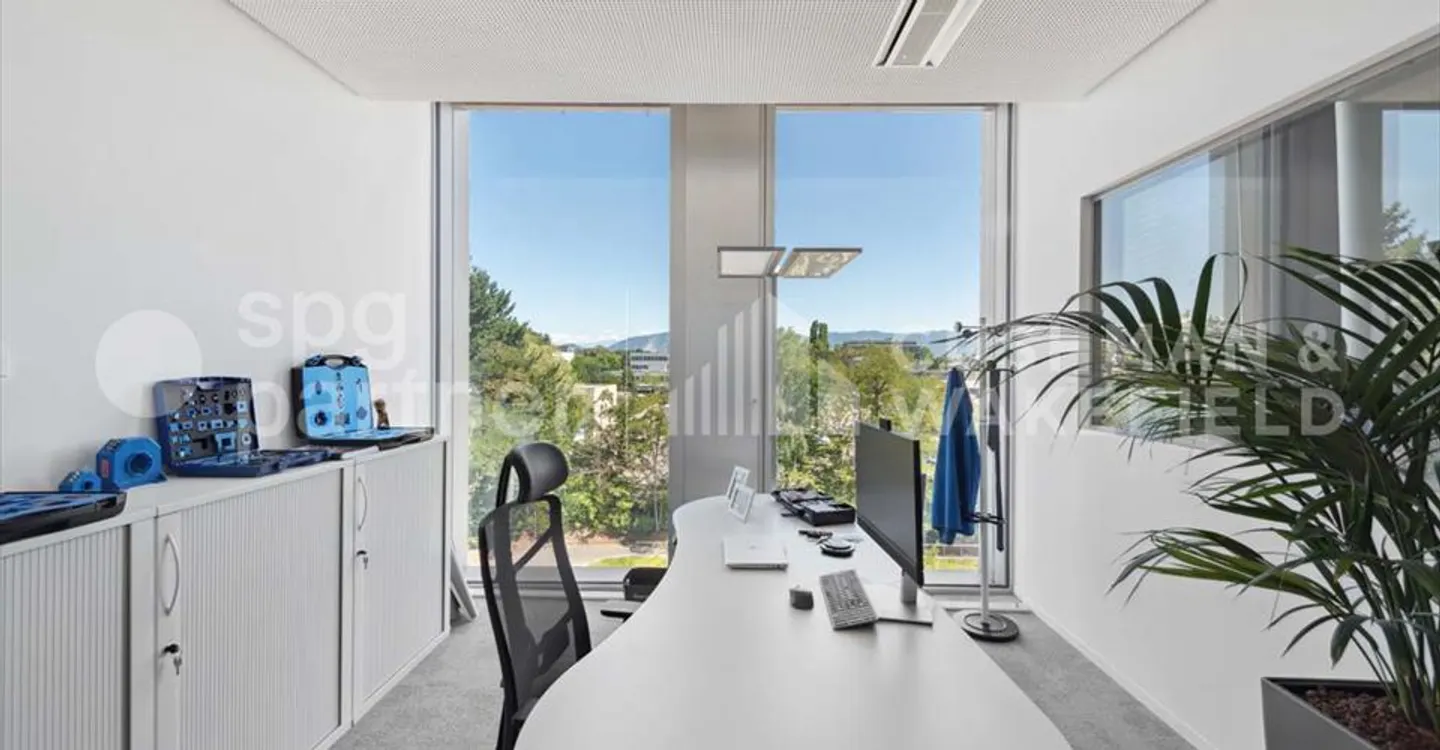 Ateliers High-Tech & Bureaux - Photo 9 sur 13