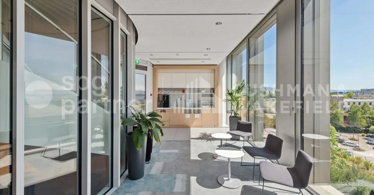 Ateliers High-Tech & Bureaux - Photo 10 sur 13