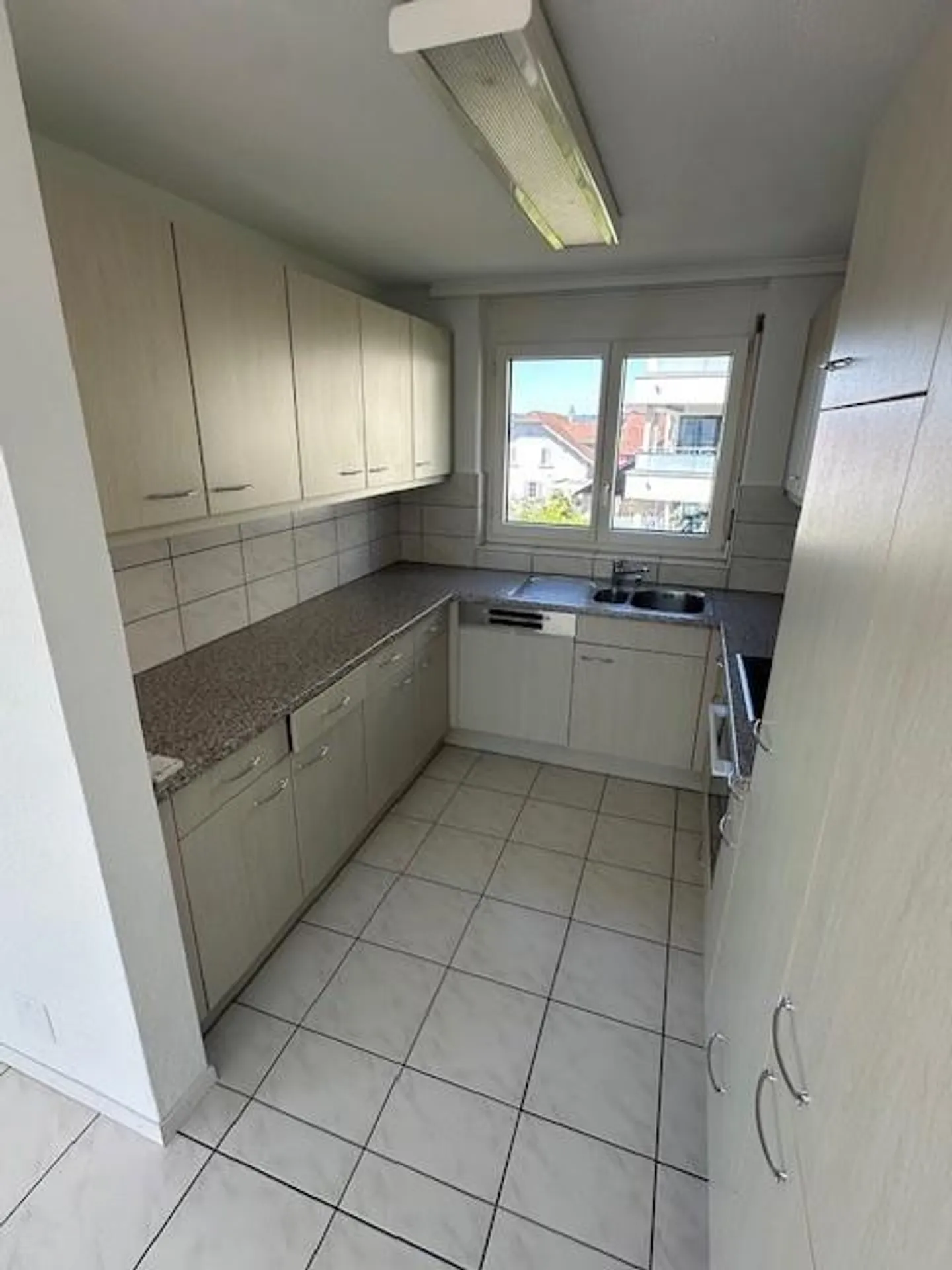 3 1/2 Room Apartment 2nd Floor - Photo 6 of 20