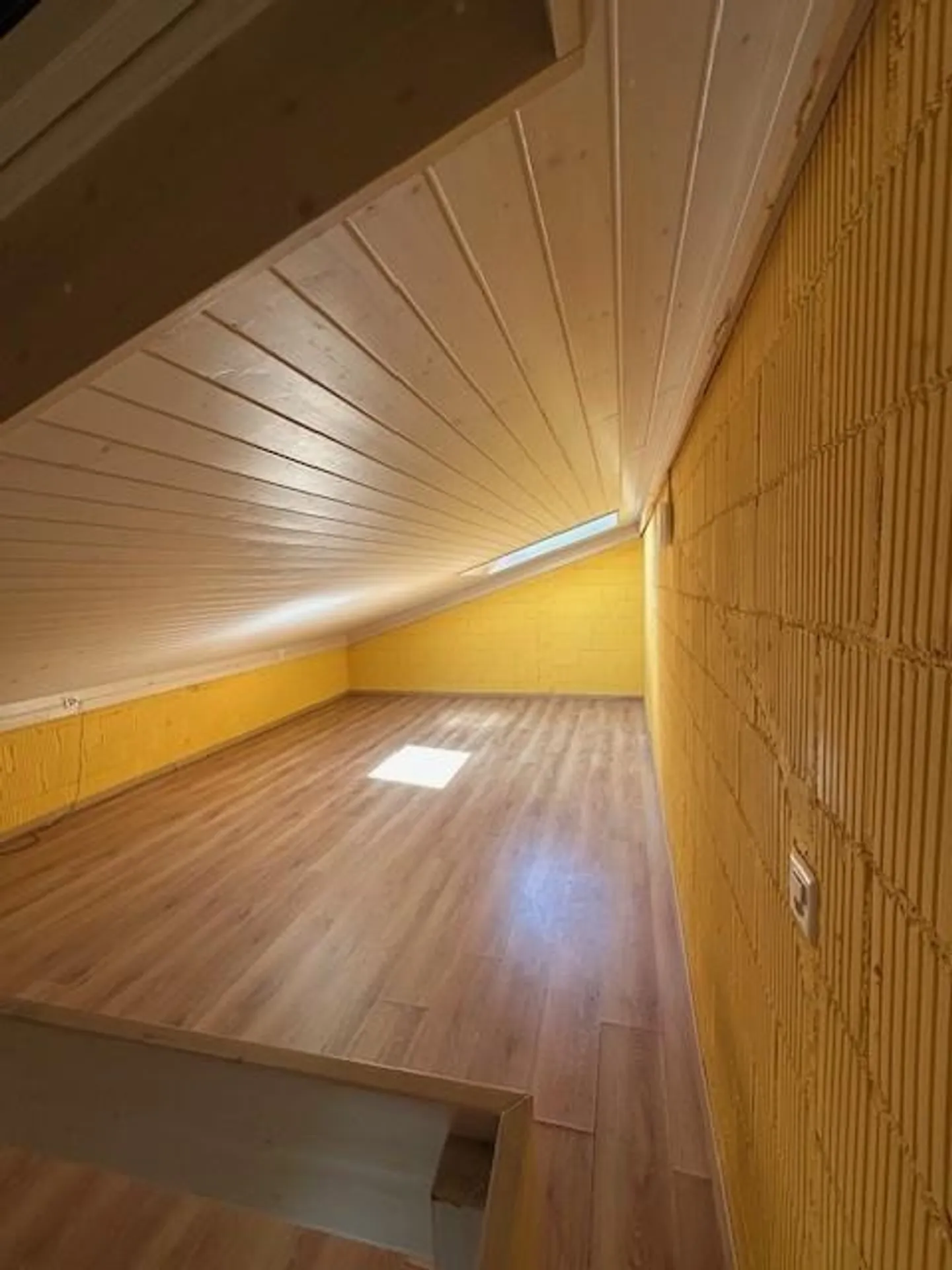 3 1/2 Room Apartment 2nd Floor - Photo 17 of 20