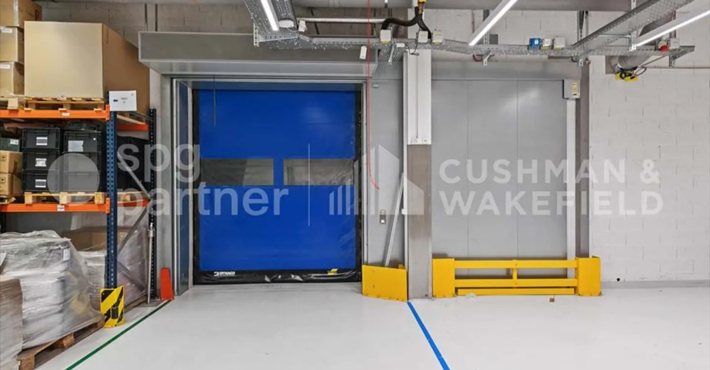 Ateliers High-Tech & Bureaux - Photo 13 sur 13