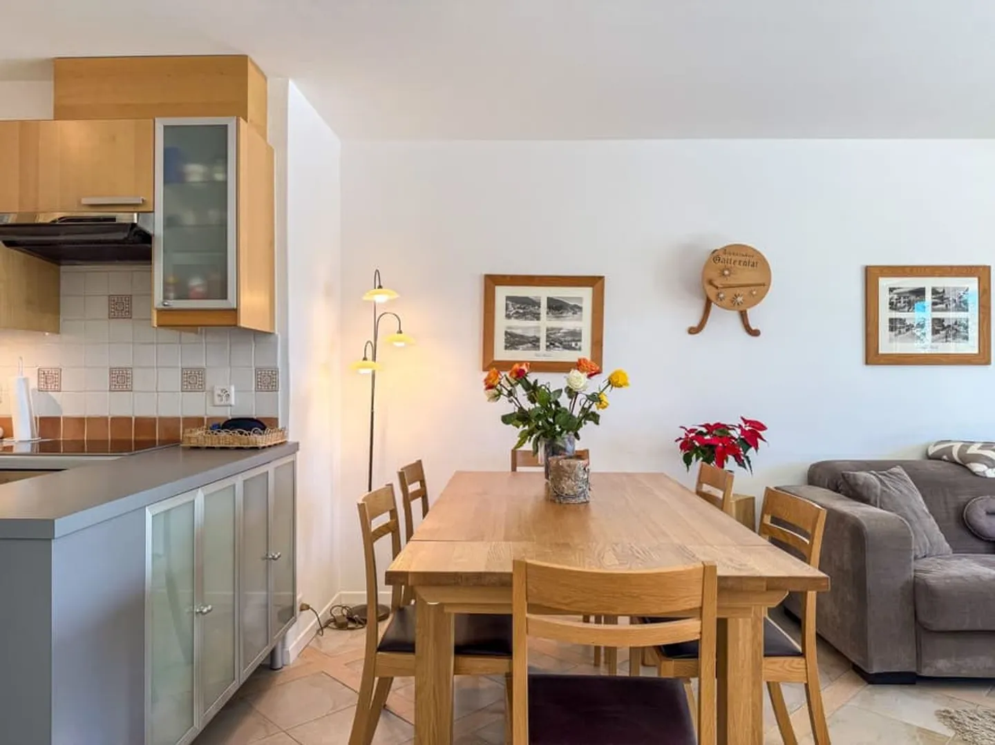 Appartamento luminoso esposto a sud con vista panoramica a Crans-Montana - Foto 6 di 13