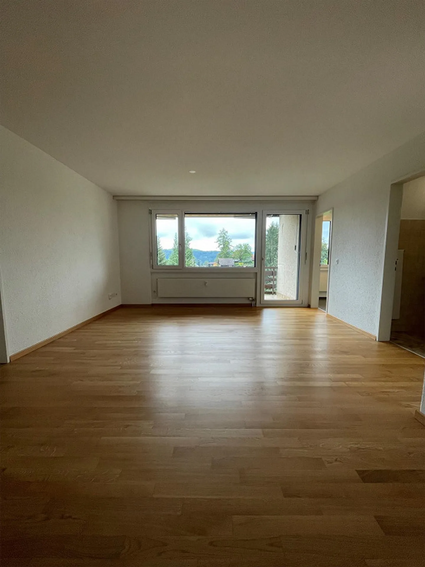 Gemütliche 2.5-Zimmerwohnung mit Balkon - Foto 4 von 8