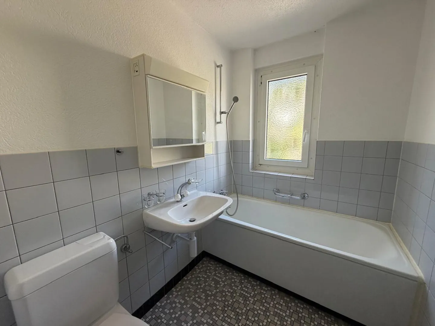Appartamento 3 Locali Incantevole - Foto 6 di 8