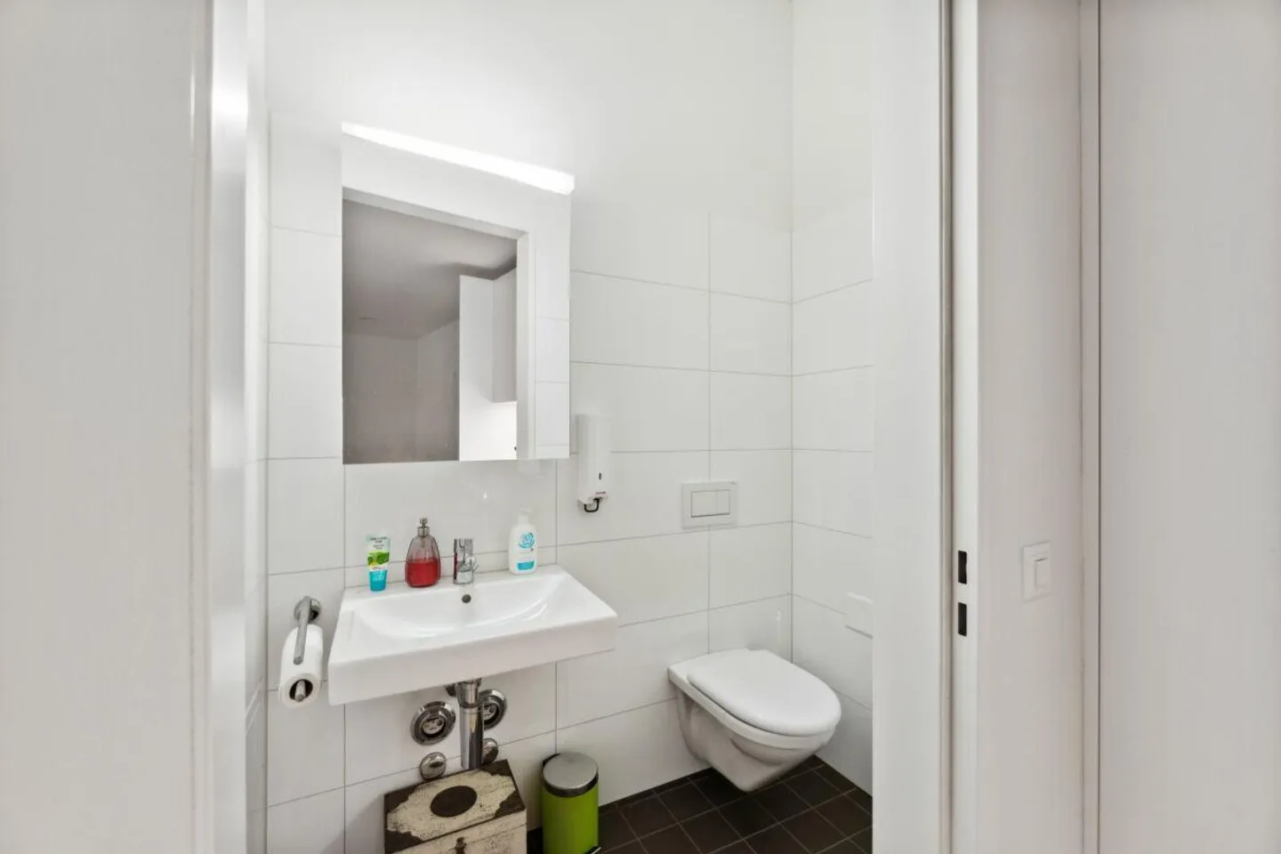 Ufficio luminoso | spazio atelier in affitto direttamente al rondò! - Foto 5 di 6