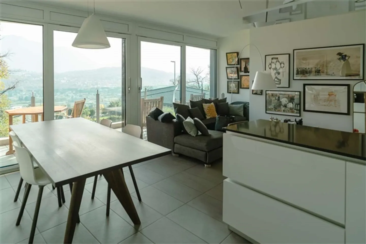 Wohnung kaufen - Foto 3 von 13